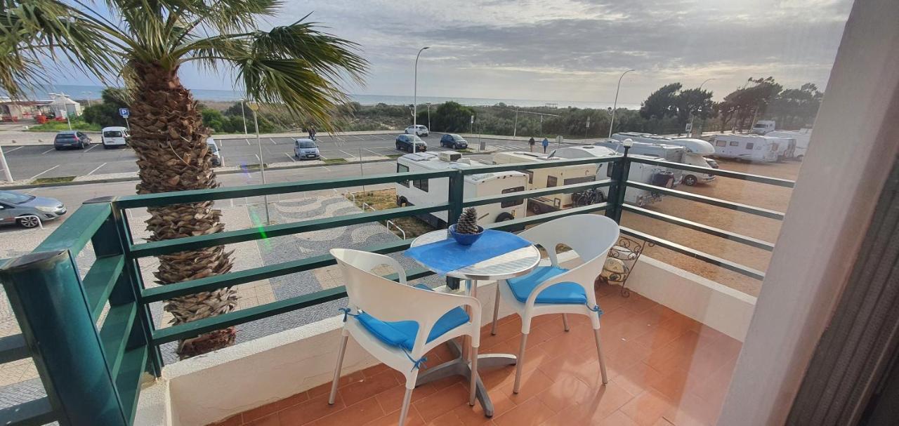 Monte Gordo T2 Frente Mar Lägenhet Exteriör bild